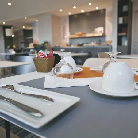 Mercure فندق أونفلور