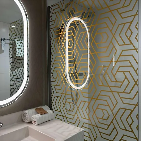 Mercure Hotel 4*