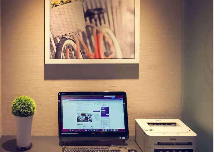 翁弗勒尔美居酒店 4* 翁弗勒尔